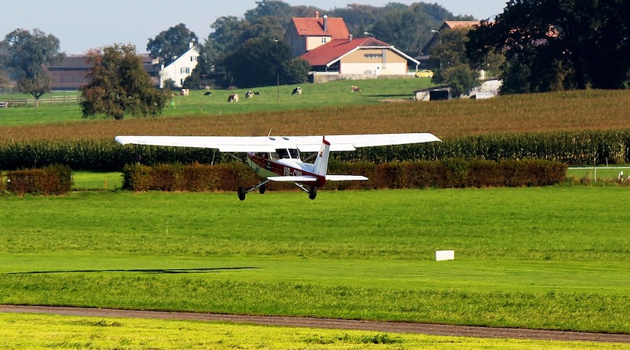 pilot-license-age