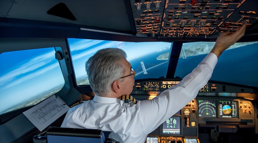 pilot-age-statistics