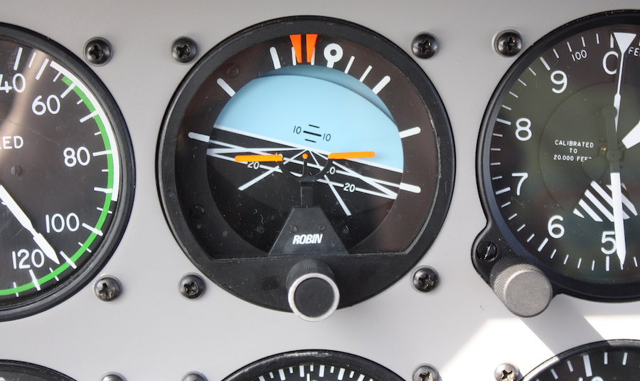 airplane-instruments