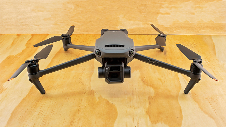 Best-Drones-with-Long-Flight-Times-1