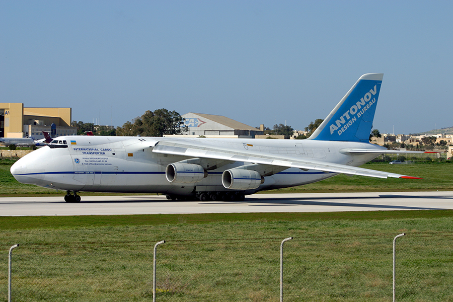 Antonov-An-124