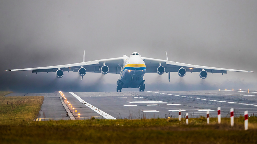 Antonov-An-225-Mriya